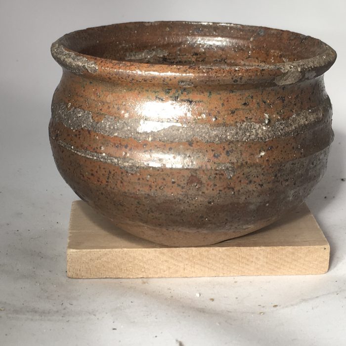 Untitled #1077 lipped stoneware bowl